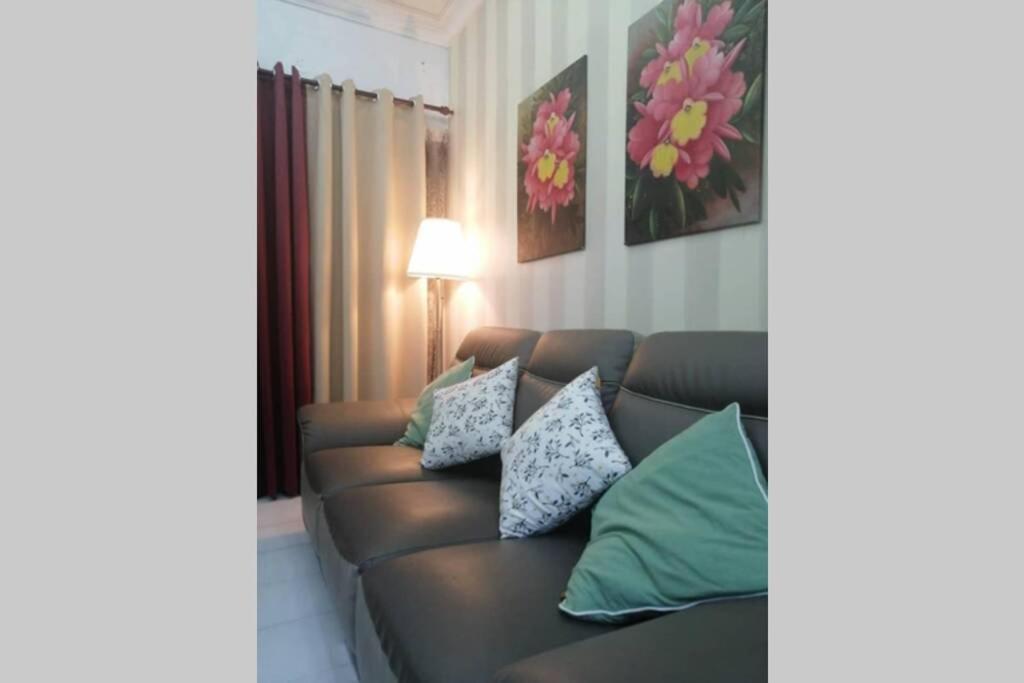 Orked Aeridina Homestay Puchong Εξωτερικό φωτογραφία